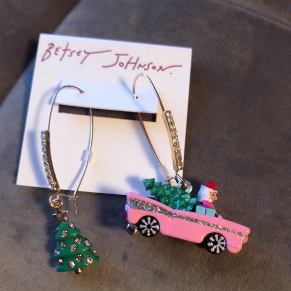 NWT Betsey Johnson Pink Santa Car Earrings Mix-Matched Rhinestones & Faux Pearl - Picture 12 of 17